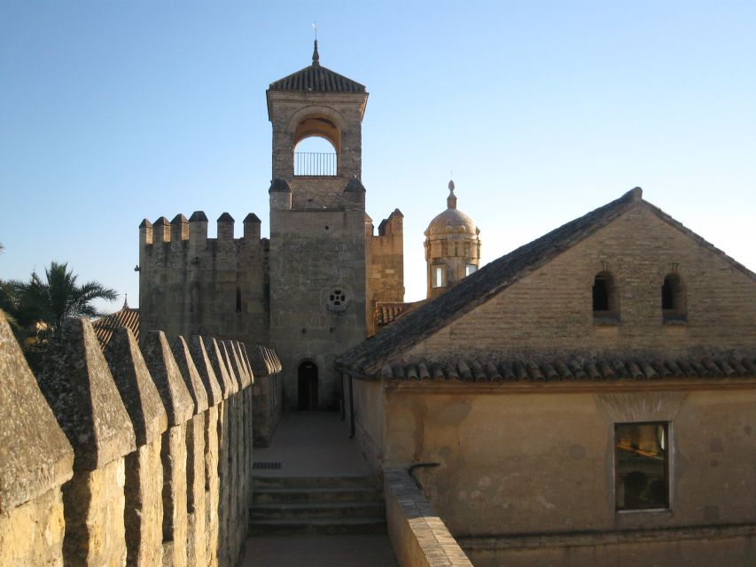 Cordoba: Alcazar Guided Tour and Skip-the-Line Ticket - Climb the crenellated tower: a short effort for big rewards