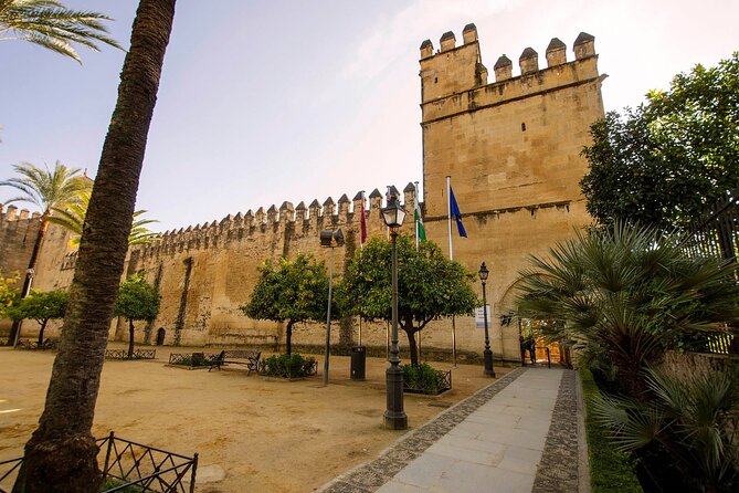 Córdoba: Alcazar Skip the Line Guided Tour - Weather and comfort: plan for an outdoor finish