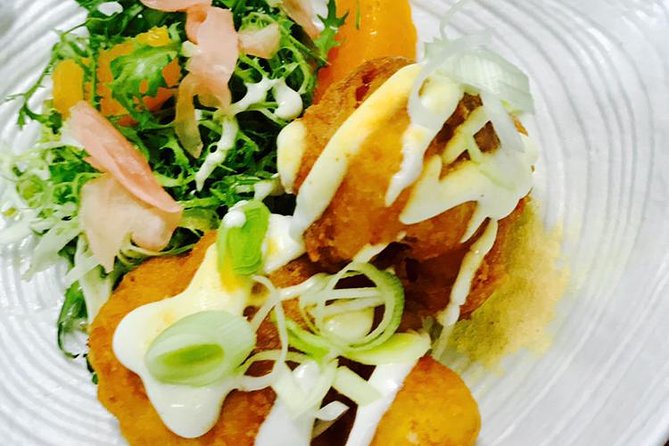 Cordoba Frescas Wine Tasting and Tapas - Tapas as an aperitif: a good starter, not a full dinner plan
