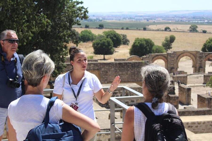 Córdoba: Guided Tour of Azahara Medina - Azahara Medina and Madinat al-Zahra: why this palace-city matters