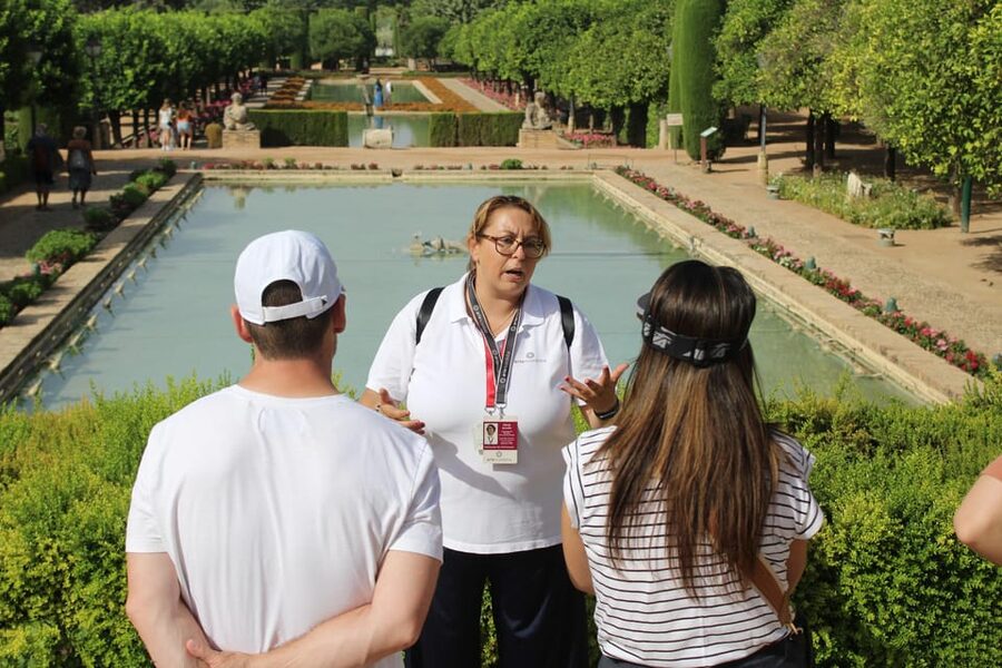 Córdoba Guided Tour of the Mosque, Jewish Quarter & Alcazar - La Judería: the old Jewish Quarter walk that actually has names to remember