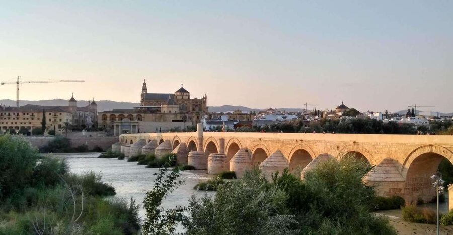 Córdoba Highlights Walking Tour - Mezquita-Catedral: reading the building like a timeline