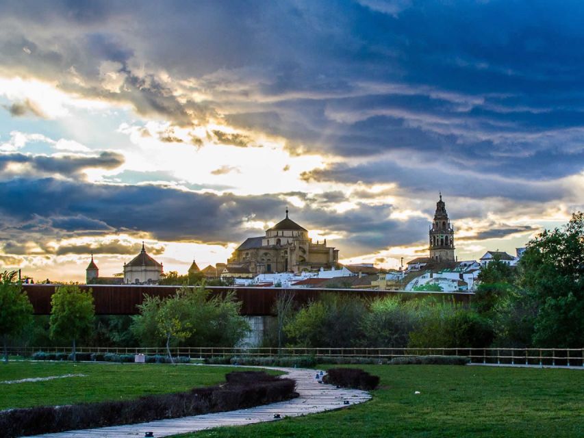 Cordoba: Historical Monuments of Cordoba City Walking Tour - Key highlights worth your attention