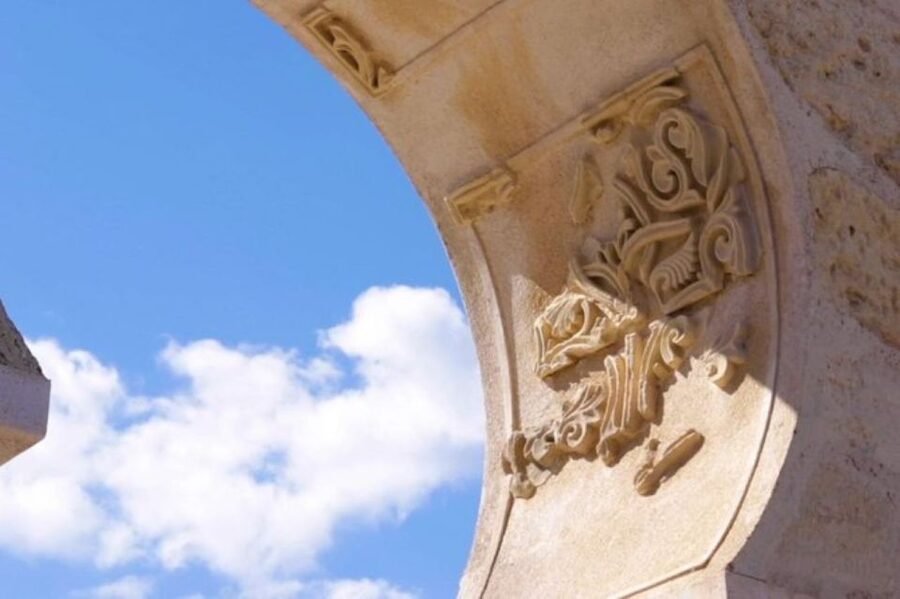Cordoba: Medina Azahara Guided Tour without transport - Medina Azahara and the Shining City story