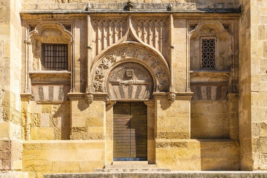 Cordoba: Mosque-Cathedral E-Ticket with Audio Guide - Timing your walk: how to avoid feeling rushed