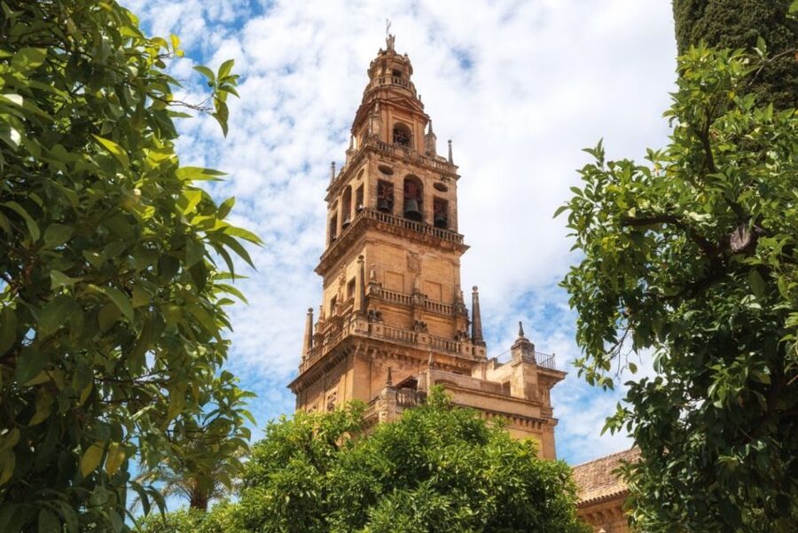 Córdoba Mosque, Jewish Quarter and Alcázar 3-Hour Tour - Who this tour suits best (and who might want a different format)