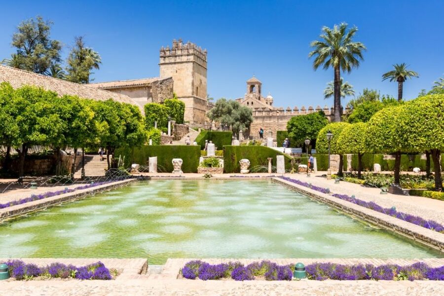 Córdoba Mosque, Jewish Quarter and Alcázar 3-Hour Tour - Jewish Quarter streets: Maimonides and Cardenal Salazar Square