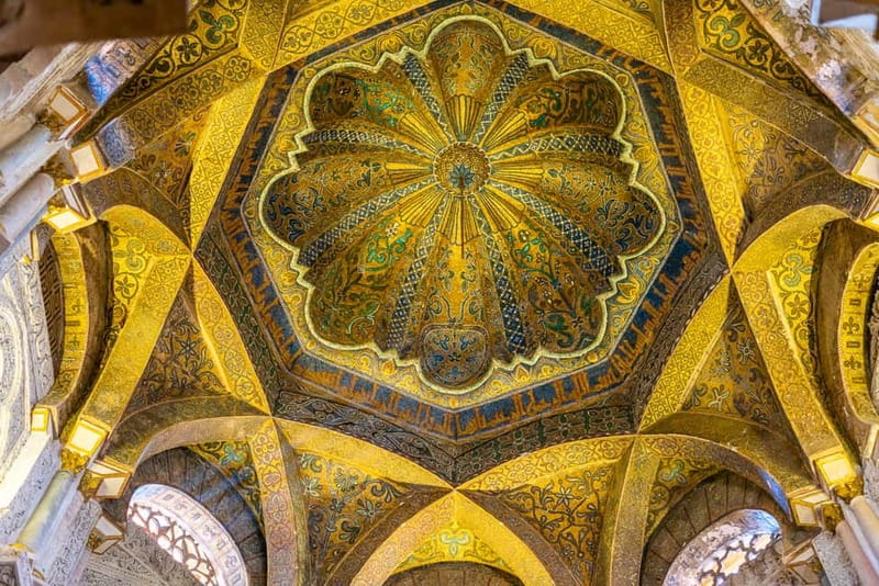 Córdoba: Mosque, Jewish Quarter & Tour with Ticket - Inside the Mosque-Cathedral: arches, the mihrab, and building phases