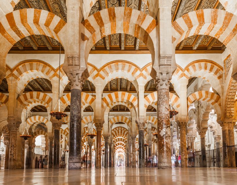 Cordoba Mosque & Jewish Quarter Tour with Tickets - What the guide quality means in real life (Jose, Gloria, and more)
