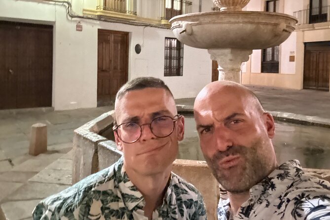 Córdoba Scavenger Hunt and City Highlights Walking Tour - Centro Histórico and “Follow the Clues” Walking Pace
