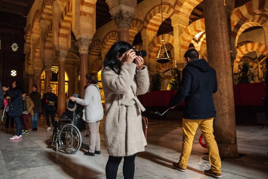 Córdoba: Skip-the-Line Great Mosque-Cathedral History Tour - Baroque Details and Mahogany Choir Stalls: What to Look for After the Main Hall