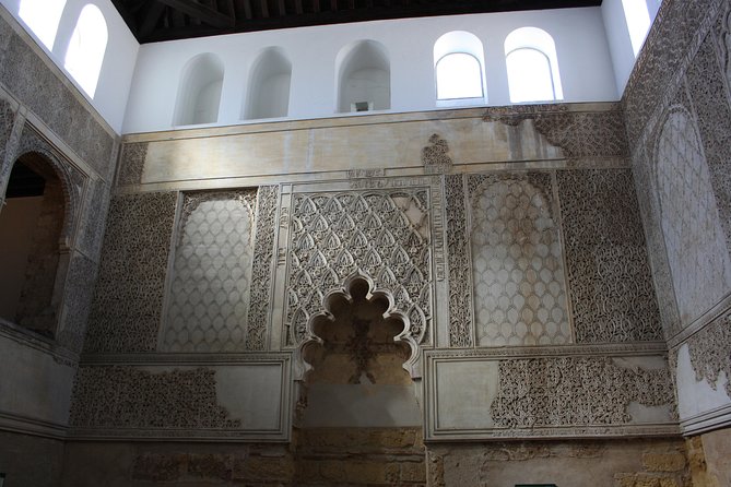 Guided Tour Jewish Quarter and Mosque-Cathedral of Córdoba with tickets - Audio System and English Commentary: When It Helps, When It Doesn’t