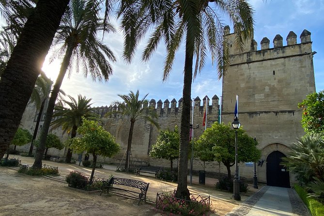 Guided tour of the Alcazar de los Reyes Cristianos in Spanish - Price and value: is $24.57 a good deal?