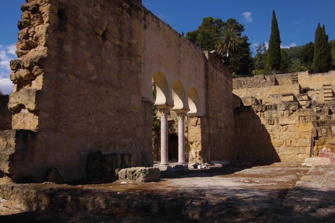 Medina Azahara Experience Without Transportation - Getting there without a city pickup: where you meet and what’s handled