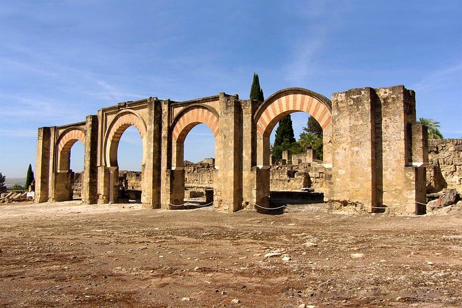 Medina Azahara Guided Tour - From the Museum Area to the Archaeological Site (Shuttle Included)