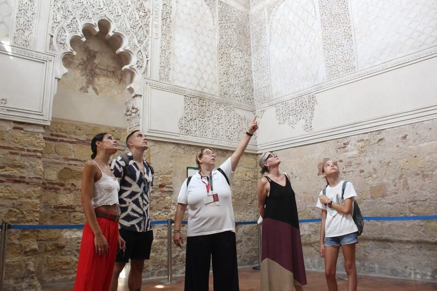 Mosque-Cathedral of Cordoba and Jewish Quarter Tour - The architecture you’ll remember after you leave
