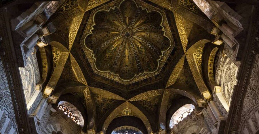 Mosque-Cathedral of Cordoba: Entry Ticket and Guided Tour - Why the Mosque-Cathedral (Mezquita-Cathedral) is more than a photo stop