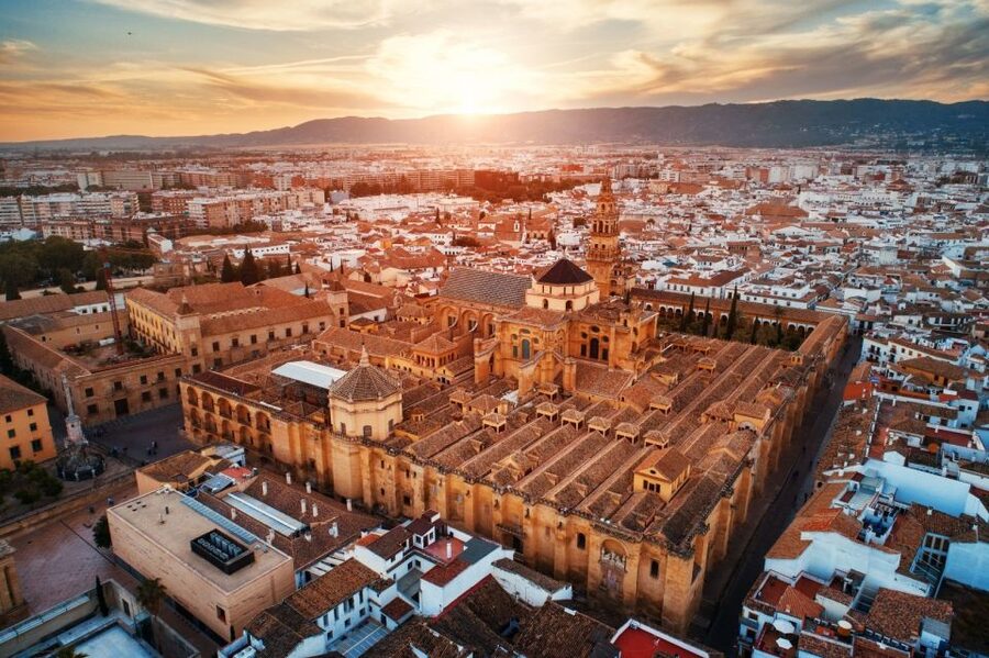 Mosque-Cathedral of Córdoba Guided Tour with Tickets - Who this guided Mosque-Cathedral tour is best for