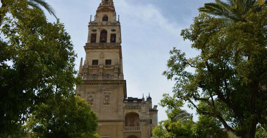 Mosque-Cathedral Small Group Guided Tour - Stepping into 9 centuries: from Abd-el-Rahman I to a 13th-century cathedral