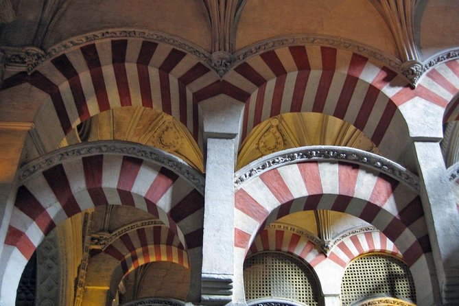 Mosque of Cordoba Private Tour in English Ticket included - Your 1-Hour Plan Inside the Mosque-Cathedral