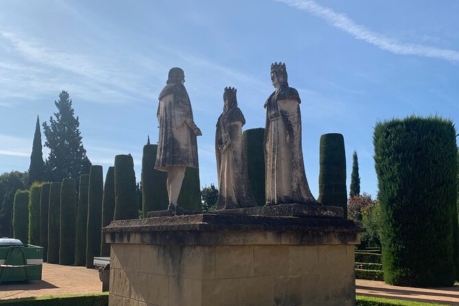 Private guided tour of the Alcazar de los Reyes Cristianos - Should you book this private Alcázar tour?