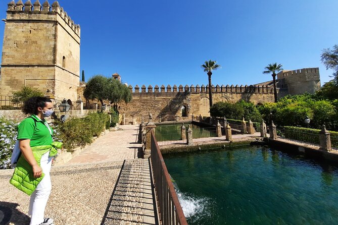 Private guided tour of the Alcazar de los Reyes Cristianos - What a 1-hour private tour actually gets you