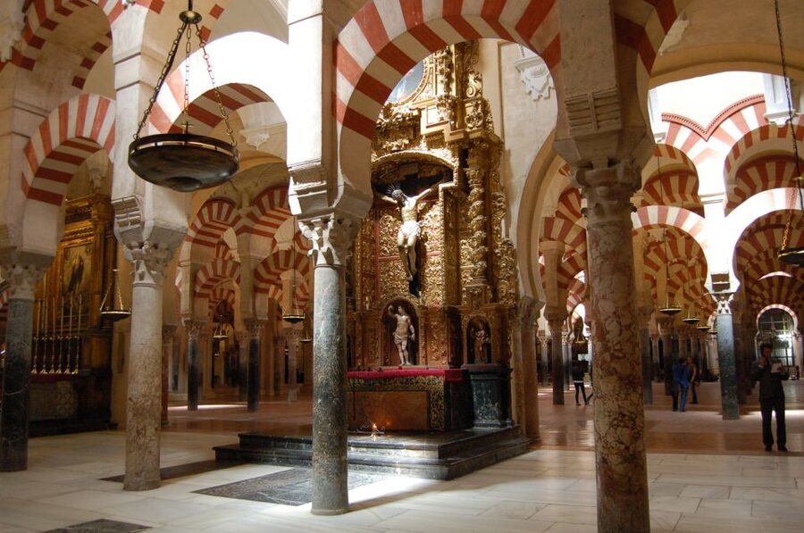 Private Tour of the Mosque-Cathedral and Jewish Quarter - Meeting at Fuente de Santa María: Find the Olive Tree, Not the Orange Trees