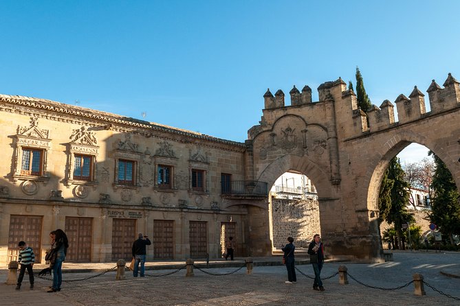 Úbeda and Baeza private tour in a day from Córdoba with tickets. - Key things I’d clock before you go